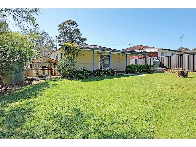 32 Dennis Street, Greystanes NSW 2145