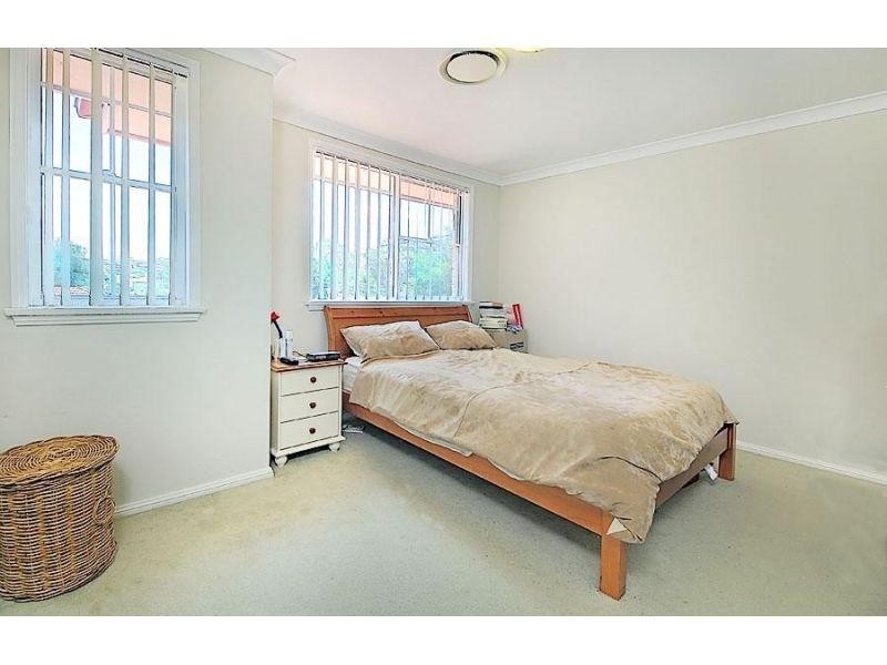 2a Fisher Crescent, Pendle Hill NSW 2145