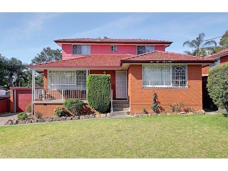 18 Lyle Street, Girraween NSW 2145