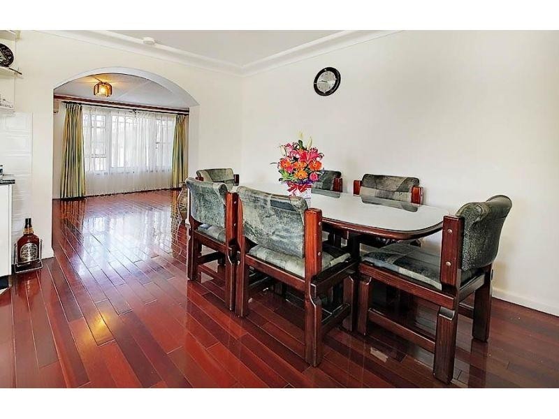 18 Lyle Street, Girraween NSW 2145