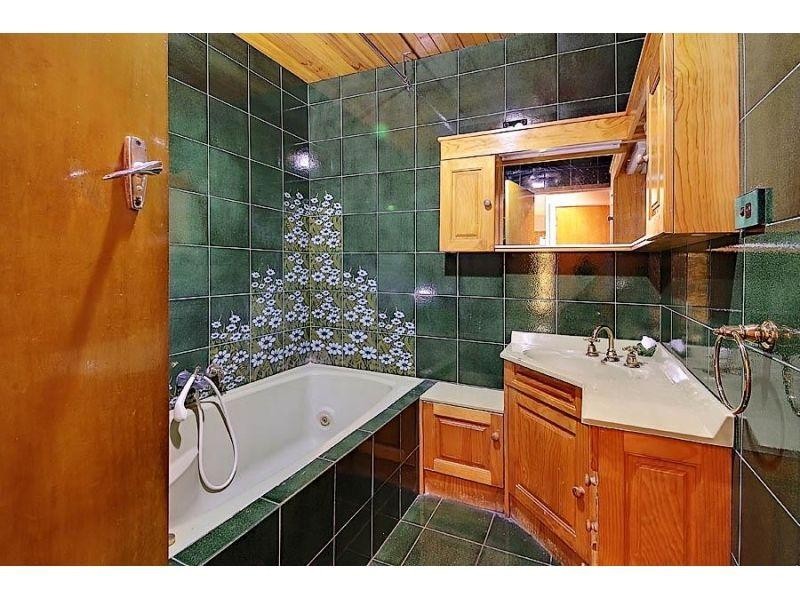 18 Lyle Street, Girraween NSW 2145