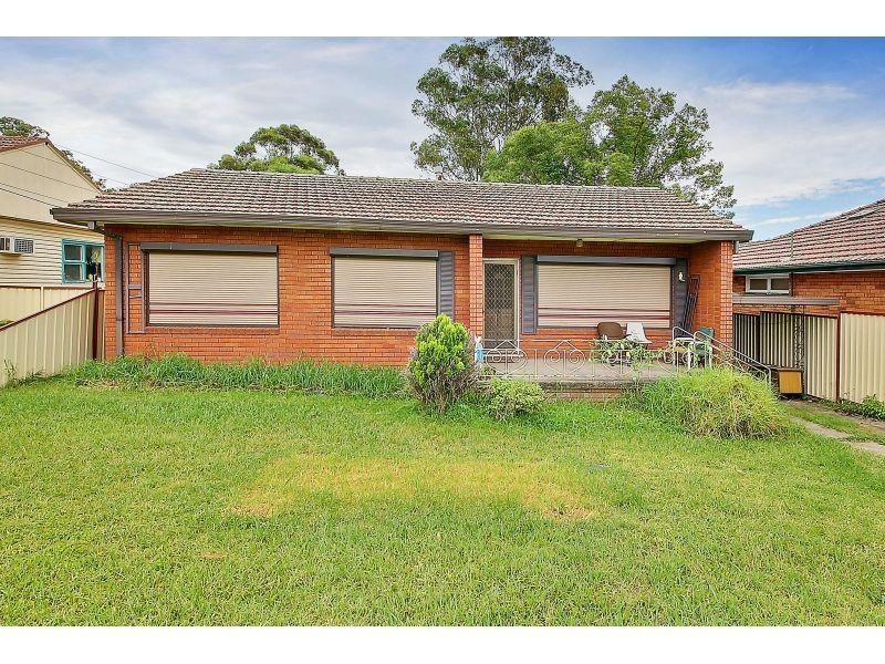 7 Gregory Street, Greystanes NSW 2145