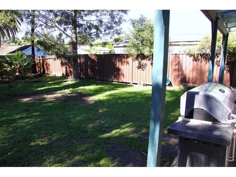 8 Mashman Avenue, Wentworthville NSW 2145