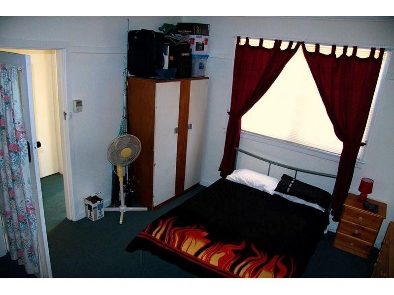 8 Mashman Avenue, Wentworthville NSW 2145