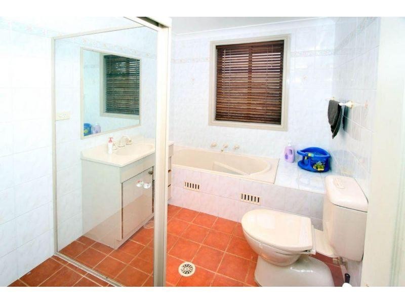 1/11b Page Street, Wentworthville NSW 2145