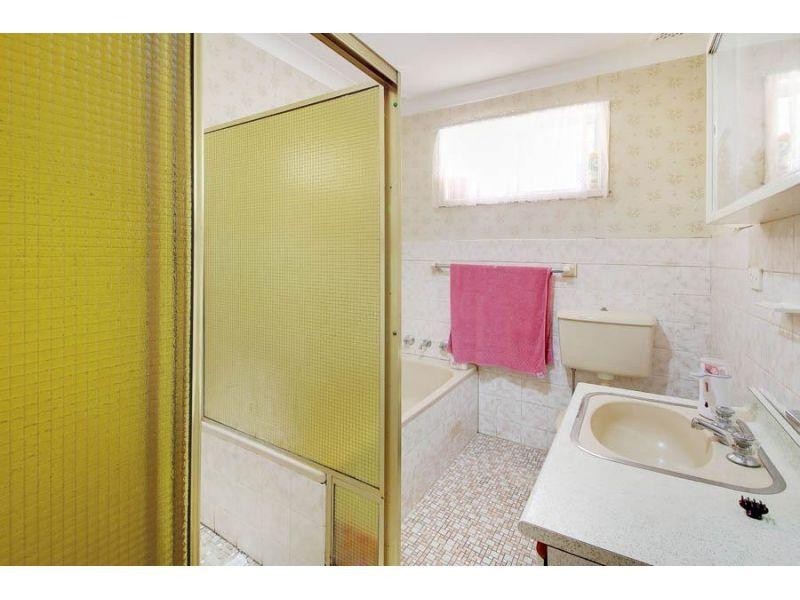 6 Strickland Place, Wentworthville NSW 2145