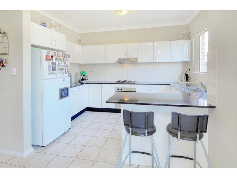 2/1-3 Hampden Road, South Wentworthville NSW 2145