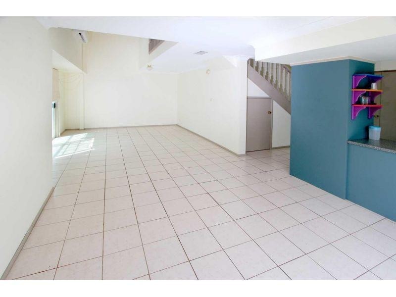 2/131 Toongabbie Road, Toongabbie NSW 2146