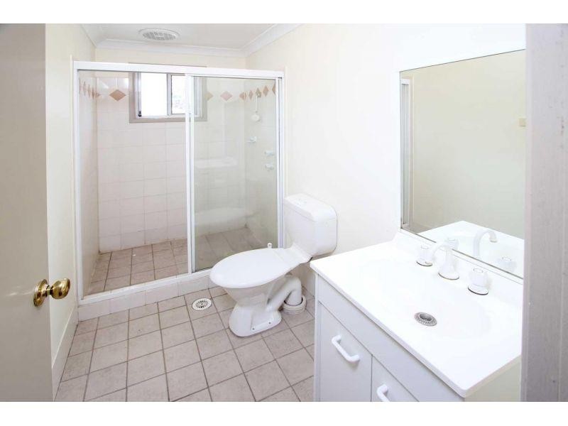 2/131 Toongabbie Road, Toongabbie NSW 2146