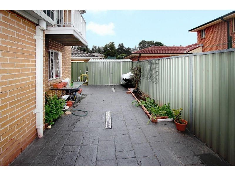 2/131 Toongabbie Road, Toongabbie NSW 2146