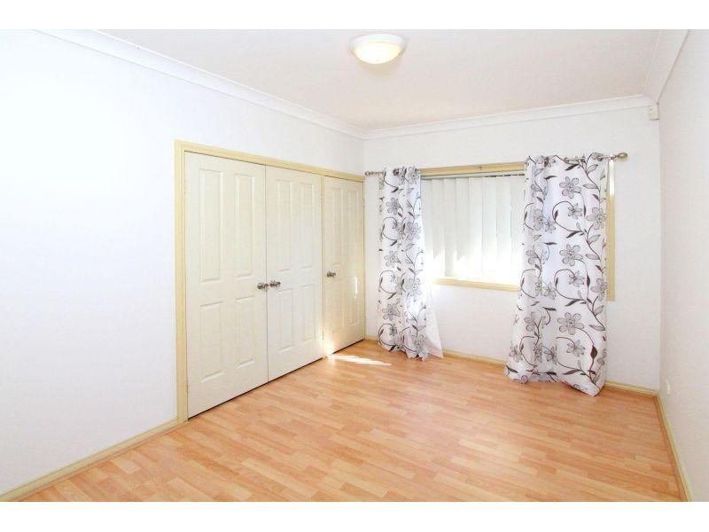 8/6-8 Gilba Road, Pendle Hill NSW 2145