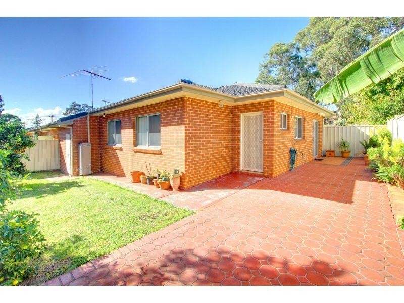 8/6-8 Gilba Road, Pendle Hill NSW 2145