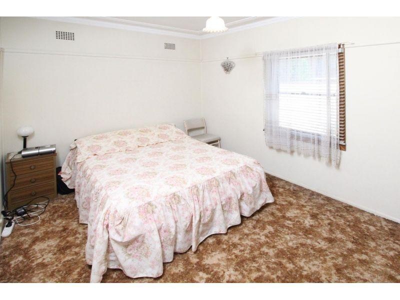 7 Daley Street, Pendle Hill NSW 2145