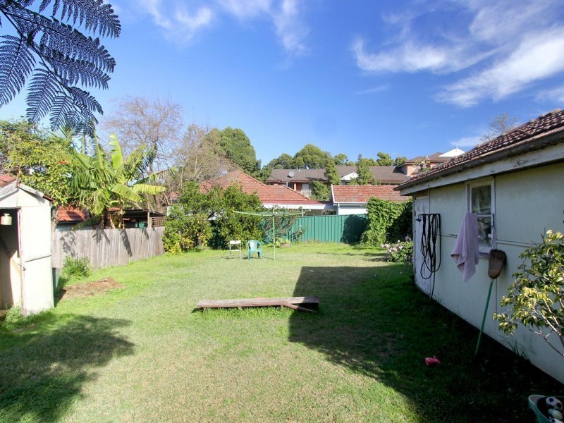 4 Dunmore Street, Wentworthville NSW 2145