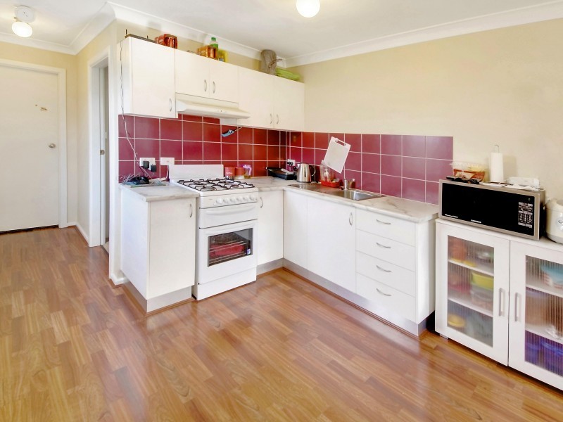 30 Bringelly Avenue, Pendle Hill NSW 2145