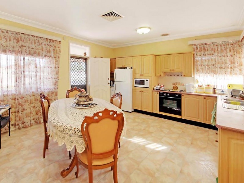 61 Braeside Road, Greystanes NSW 2145