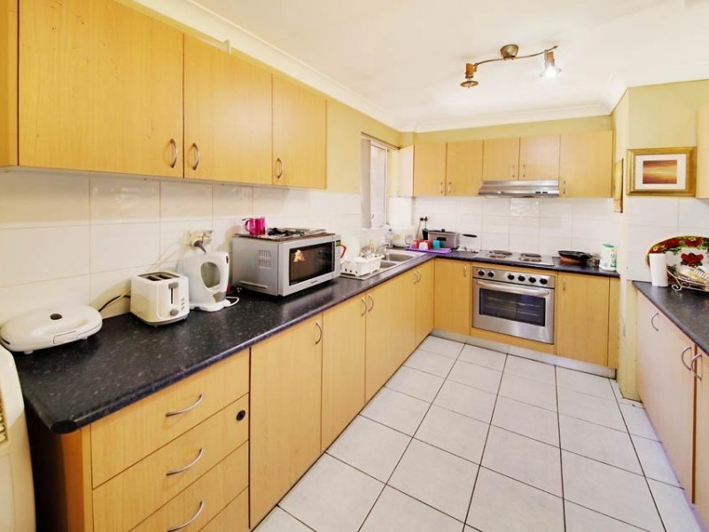 27/108 Stapleton Street, Pendle Hill NSW 2145