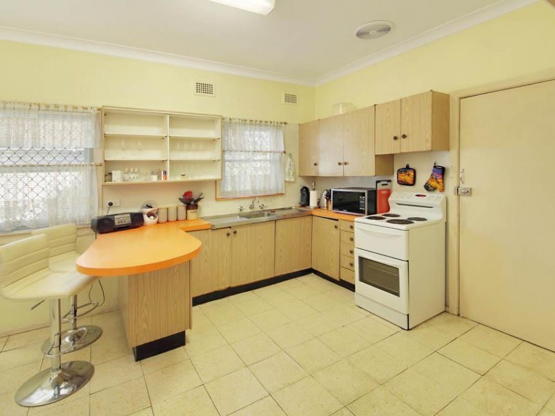 12 Hill Street, Wentworthville NSW 2145