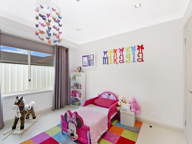 11 Yarra Place, Prestons NSW 2170