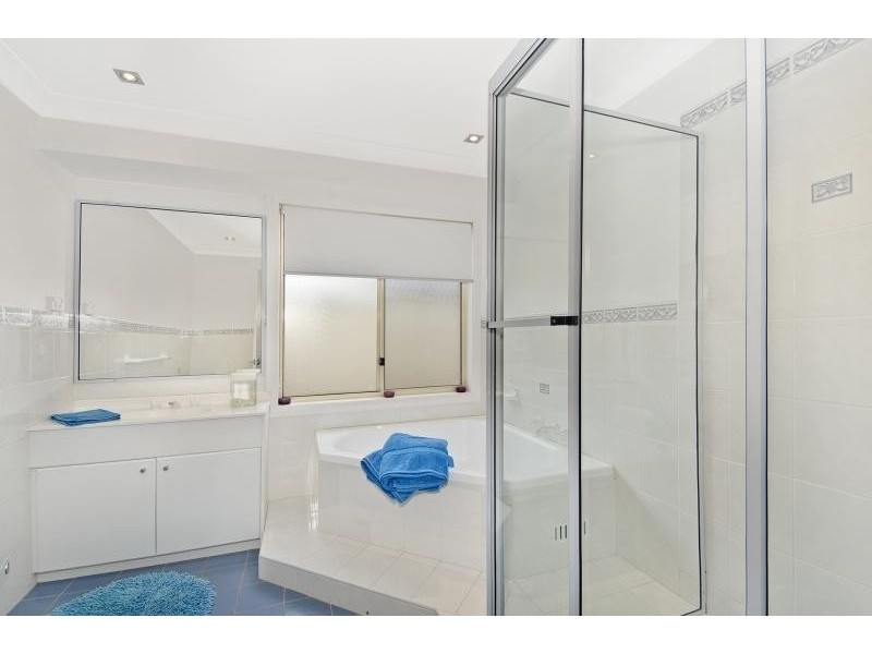 11 Yarra Place, Prestons NSW 2170