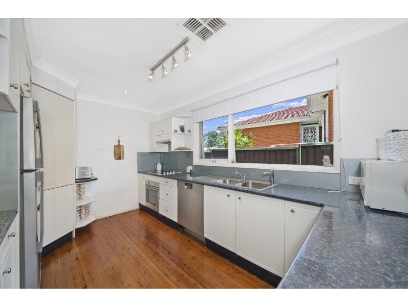 25 Dahlia Street, Greystanes NSW 2145