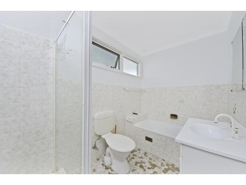 25 Dahlia Street, Greystanes NSW 2145