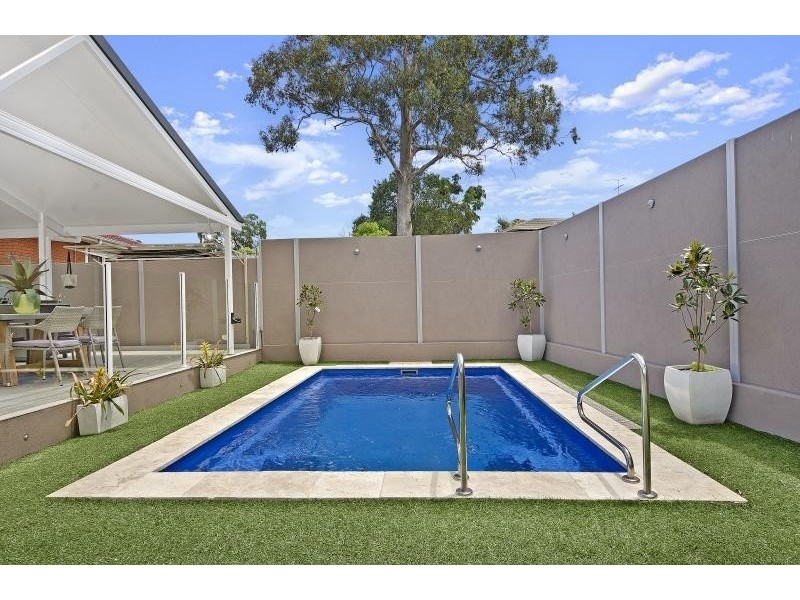 25 Dahlia Street, Greystanes NSW 2145