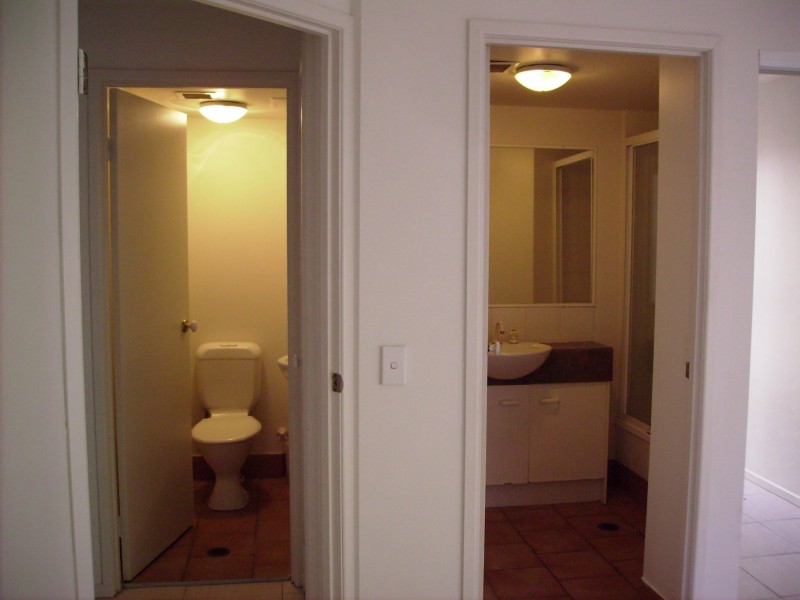 10/9 Tweed, Southport QLD 4215