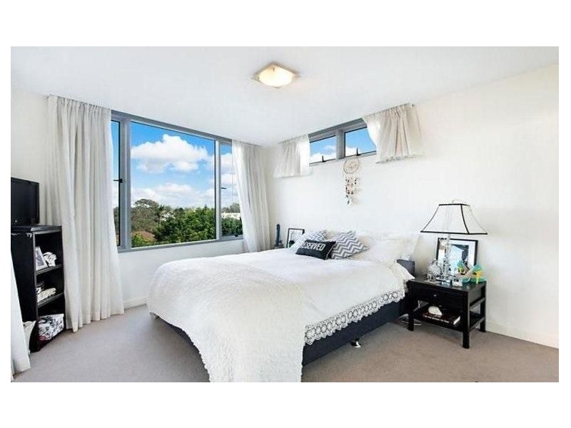 438 Marine Parade, Biggera Waters QLD 4216