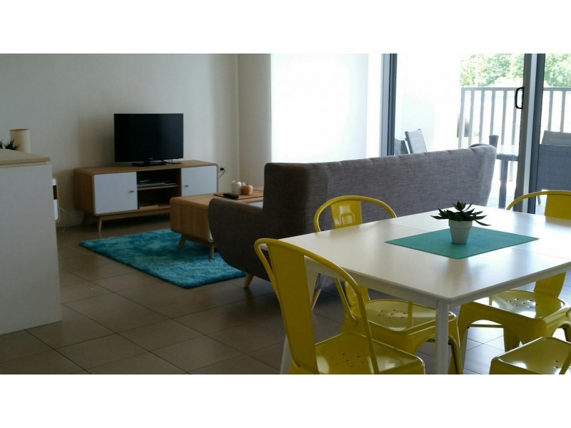 4/32 Stanley Street, Townsville City QLD 4810