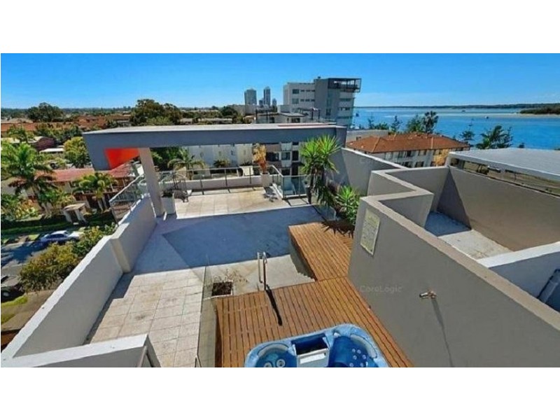 438 Marine Parade, Biggera Waters QLD 4216