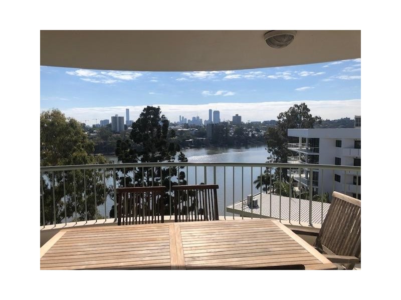 72 Macquarie Street, St Lucia QLD 4067