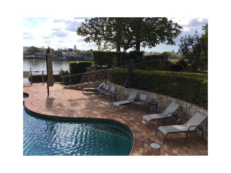 72 Macquarie Street, St Lucia QLD 4067