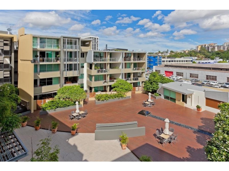 28/20 Newstead Terrace, Newstead QLD 4006