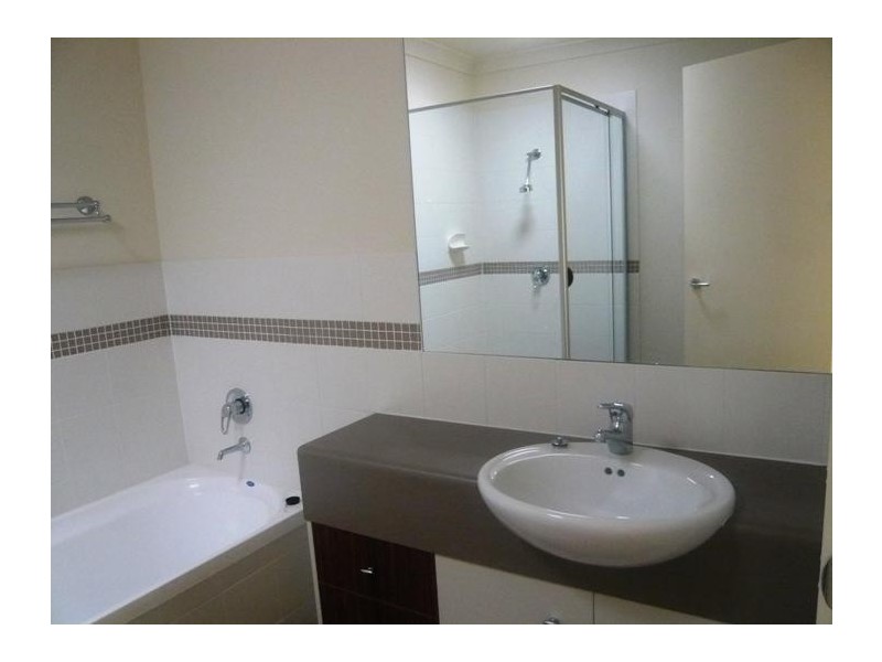 C/2 Catalina Way, Upper Coomera QLD 4209