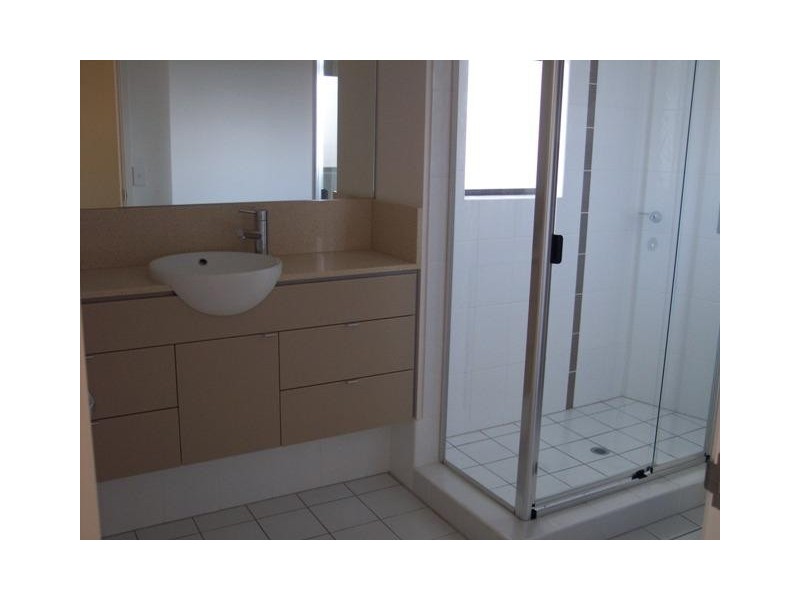 1096/18 Manning Street, Milton QLD 4064