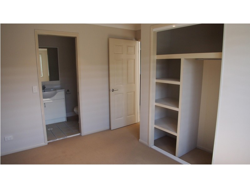 59 Mary Street, Kingston QLD 4114