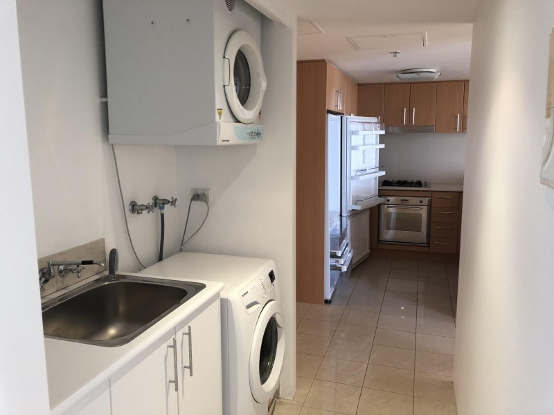 50 Marine Parade, Southport QLD 4215