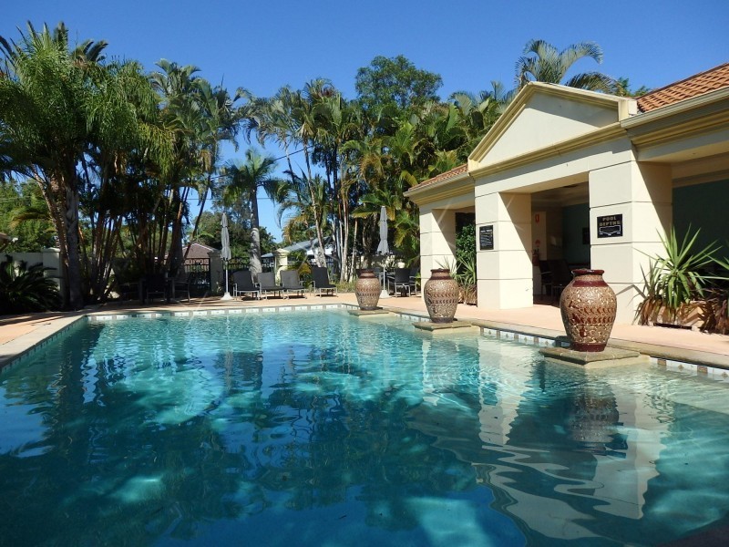 25/99-101 Heeb Street, Benowa QLD 4217