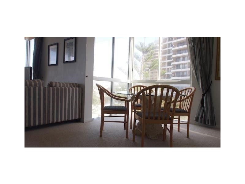 7/5 Woodroffe Avenue, Main Beach QLD 4217