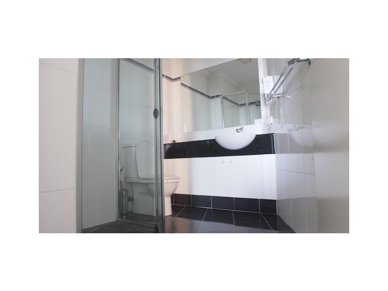 7/5 Woodroffe Avenue, Main Beach QLD 4217