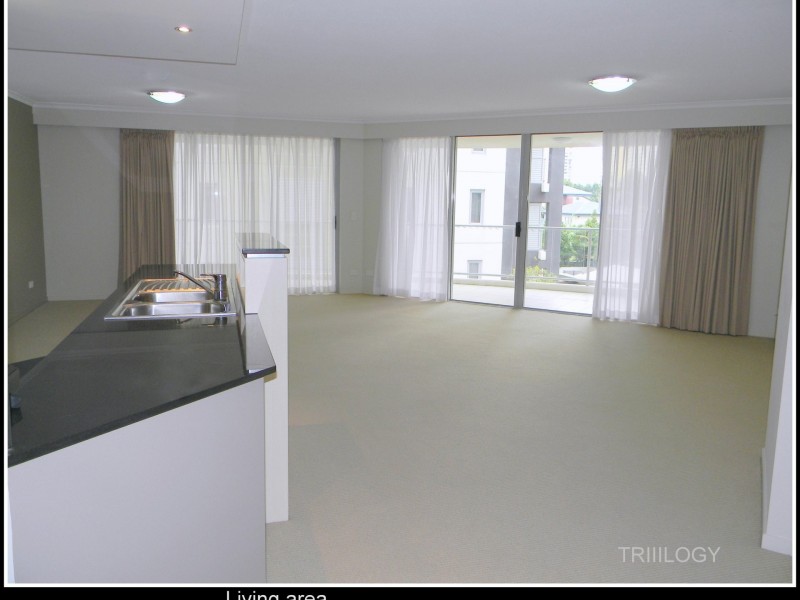 21 Cypress Avenue, Surfers Paradise QLD 4217