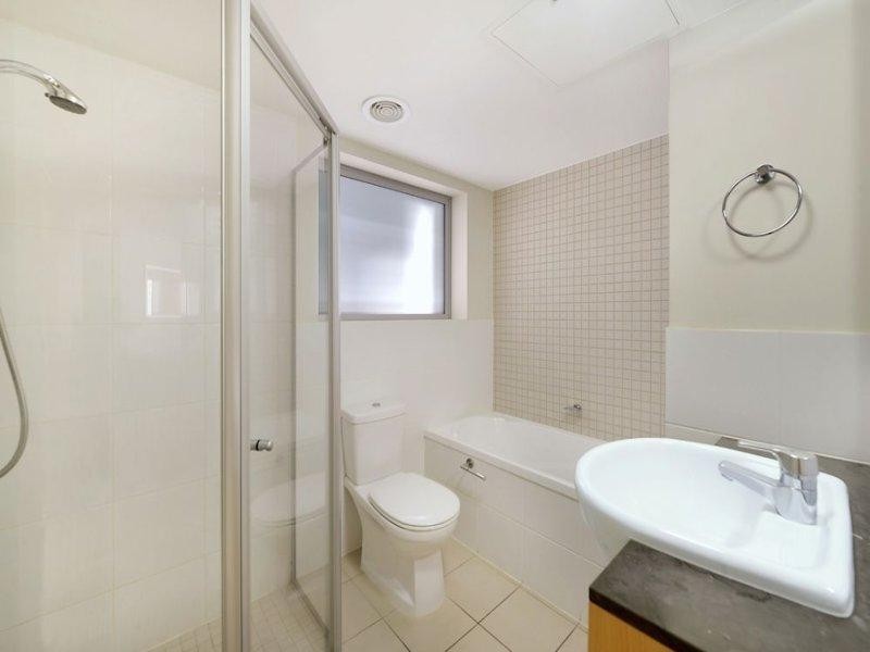 21 Cypress Avenue, Surfers Paradise QLD 4217