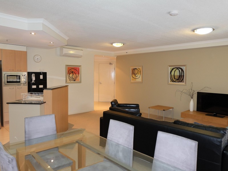 26/21 Cypress Avenue, Surfers Paradise QLD 4217