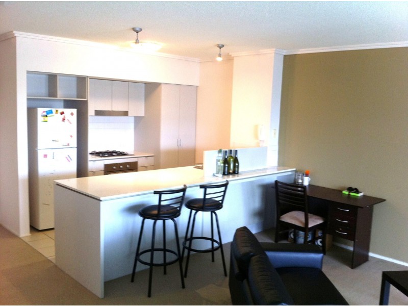 1042/18 Manning Street, Milton QLD 4064