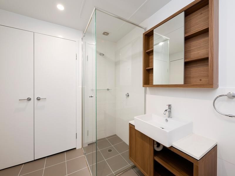 8 Dunmore Terrace, Auchenflower QLD 4066