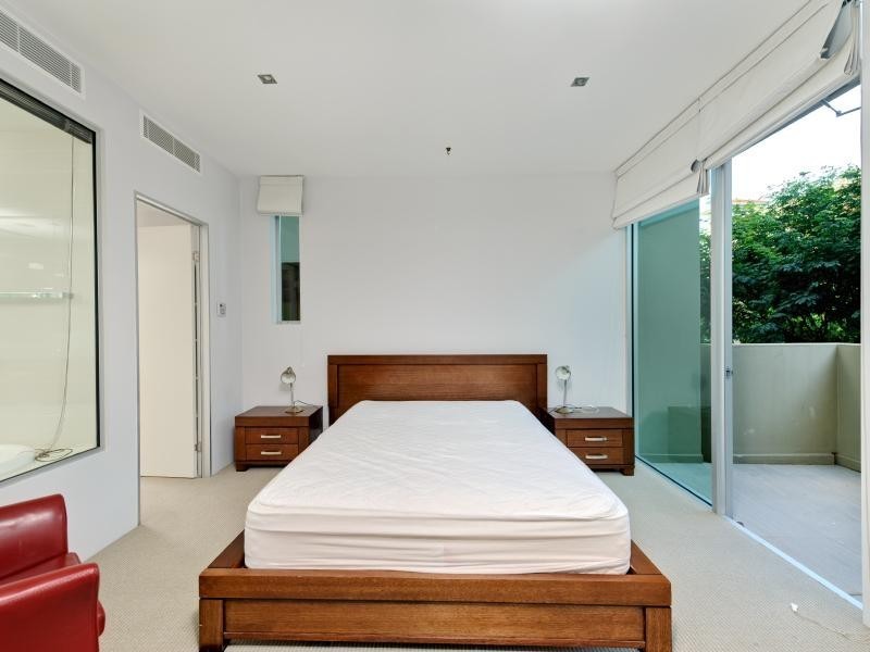 20 Newstead Terrace, Newstead QLD 4006