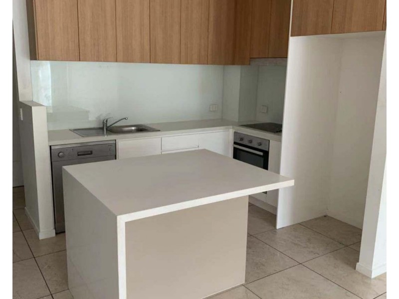 @ Parnell Blv, Robina QLD 4226
