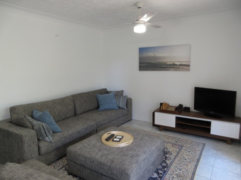 143 Golden Four Dr, Bilinga QLD 4225