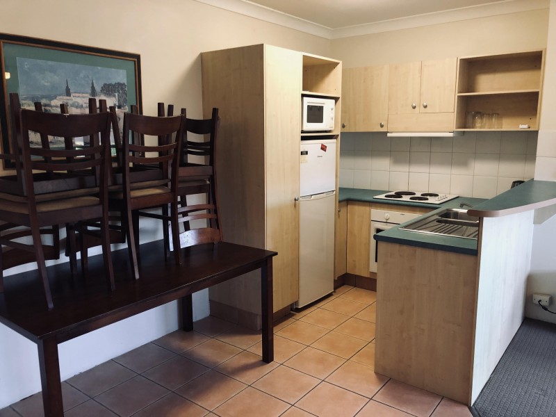 10-14 Purli Street, Chevron Island QLD 4217